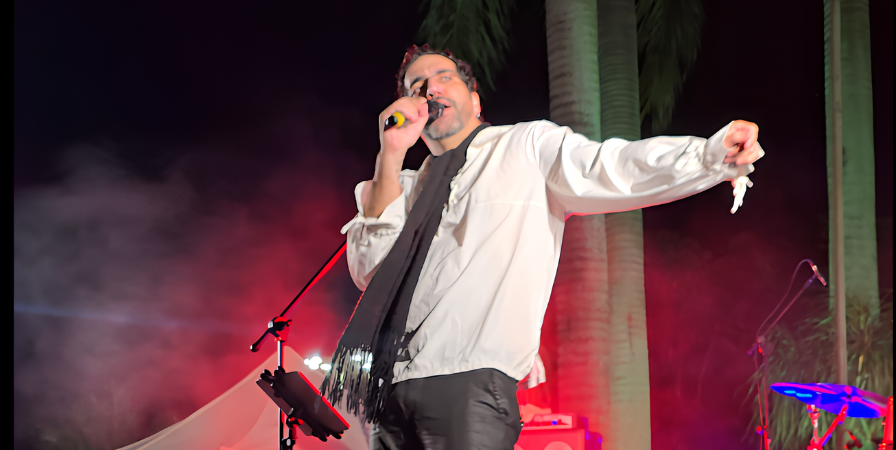 Alunos da EJA prestigiam show do Legião Urbana Cover no SESI Ourinhos
